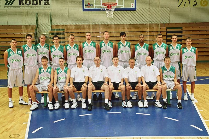 Ekipa 2002-03